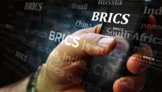 BRICSの新国際通貨で、ドル時代の終焉か!?
