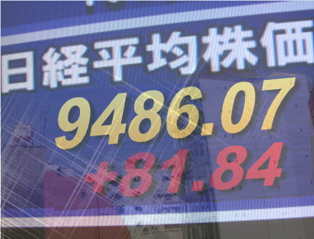 ４日前場の東京株式市場は、不動産・電気精密・自動車などが牽引し全般しっかり。一段の金融緩和期待に加え、１０時過ぎから円安傾向が強まったことが好感された。東証１部の値上がり銘柄数は６７８銘柄（約４１％）だった。