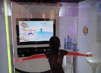 ゲーム展示会「E3 2010」でデモ展示されている「Kinect」（<a href=