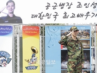 「韓流スター」チョ・インソン、除隊出迎えの日本のファンの皆さん「永遠に愛します～」