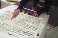 アイラ守矢氏が直にステンシルを施すイベント「HAND STENCIL CUSTOMIZE by ila.」