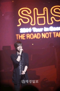 韓国歌手シン・ヘソンがツアーの本格的な始まりであるソウルコンサートを終えた。
