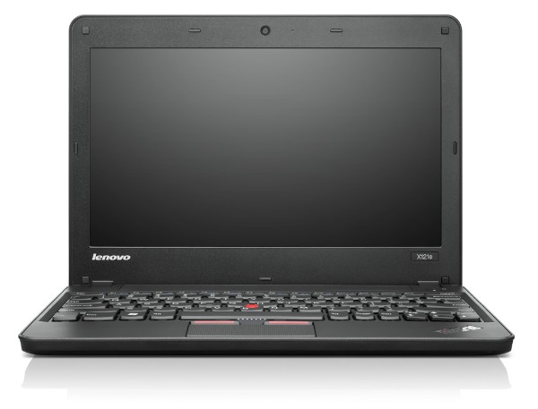 レノボ・ジャパンの11.6型モバイルノートPC「ThinkPad X121e」