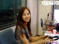 最近終了した韓国SBSのドラマ「私に嘘をついてみて」で、清楚な魅力を振りまき多くの人々から愛された女優チョ･ユニが、「蒼い夜、チョンヨプです」に出演してリスナーを魅了した。