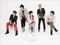 韓国の5人組バンド「FTISLAND」（FTアイランド）が韓国で単独コンサートチケットが完売したことに続き、台湾アルバムチャート5部門で1位を記録した。