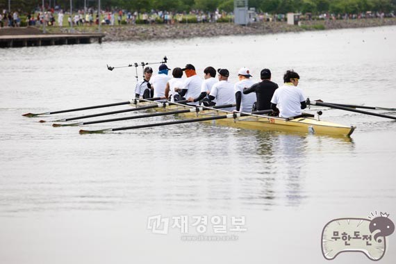 韓国俳優のチョ・インソンが参加する「ボート特集」予告編が公開され、期待されていた「無限挑戦」の「ボート特集」パート3が放送された。