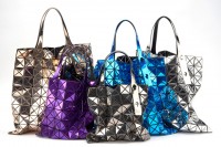 BAO BAO ISSEY MIYAKEがブランド1周年 - 新シリーズ「BILBAO PRISM PLATINUM」が登場!