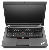 レノボ･ジャパンは18日、14型・15型のノートPC「ThinkPad Edgeシリーズ」で、プロセッサにAMDのFusion APUを採用した「ThinkPad Edge E425」と「ThinkPad Edge E525」を19日から直販サイトで発売すると発表した。写真は「E425」と同じ筺体の「E420」