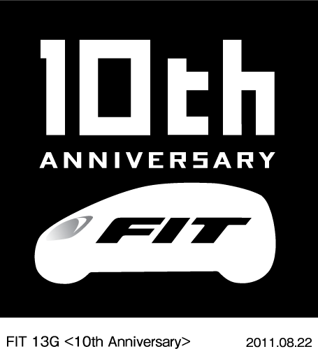 FIT 10周年ロゴ（提供：ホンダ）