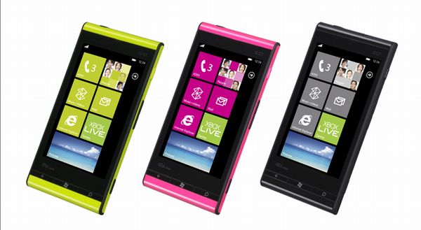 KDDI、スマホ「Windows Phone IS12T」を今月25日に発売開始
