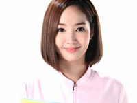 韓国の人気女優パク・ミニョンが、韓国KBS2TV「姫の男」の後続として12日に初放送される新水木ドラマ「栄光のジェイン」で、身寄りのない孤独な環境の中でも“白衣の天使”として明るく生きていくユン・ジェイン役を熱演する。写真=キムジョンハクプロダクション