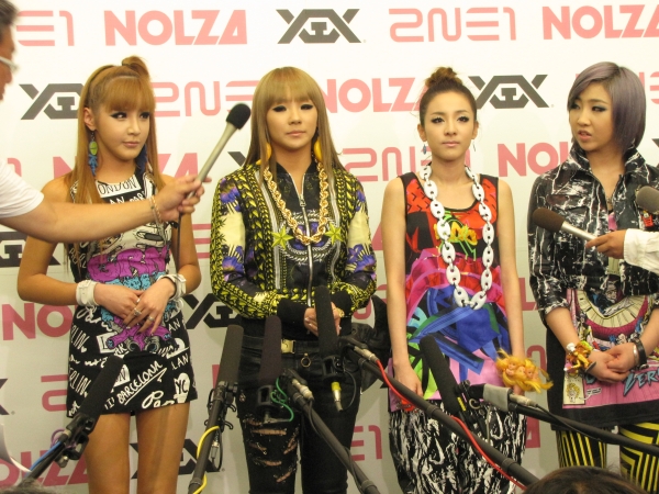 2NE1、日本初ツアー｢NOLZA in Japan｣：フォトセッション（4）