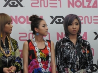 2NE1、日本初ツアー｢NOLZA in Japan｣：フォトセッション（16）