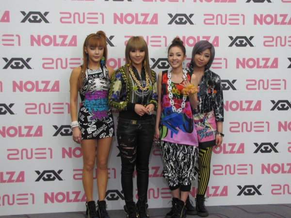 2NE1、日本初ツアー｢NOLZA in Japan｣：フォトセッション（28）