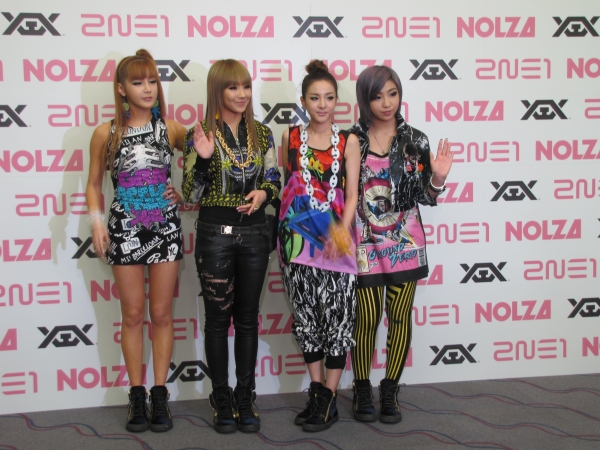 2NE1、日本初ツアー｢NOLZA in Japan｣：フォトセッション（36）