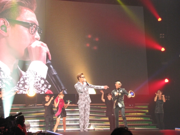 2NE1、日本初ツアー｢NOLZA in Japan｣：ライブ（25） 