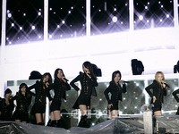 「2011Asia Song Festival」で華やかなステージ：少女時代（5）