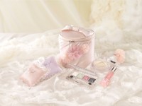 ジルスチュアート ビューティから、スウィートなクリスマス限定コフレセットが登場 「フェアリー ガーデン コレクション」