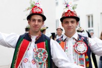 パスザバトン表参道「Why Trophy？」展で自分へのご褒美にロゼットを!