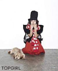 韓国の人気歌手イ・ヒョリが、愛犬スンシムとともに撮影したグラビアを公開した。写真=イ・ヒョリ 韓国の人気歌手イ・ヒョリが、愛犬スンシムとともに撮影したグラビアを公開した。写真=イ・ヒョリ