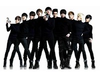 韓国で11月24日に開催される『2011メロンミュージックアワード』（MelOn Music Awards 2011）の一次オンライン投票が、熾烈な接戦を繰り広げている。