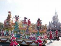 「ディズニー・サンタヴィレッジ・パレード」(C)Disney（画像提供：オリエンタルランド）