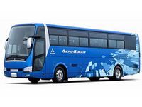 大型観光バス　「エアロクィーン」（画像提供：三菱ふそうトラック・バス）
