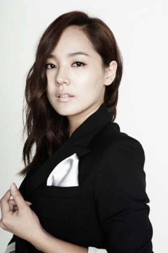 韓国の人気女優ユジンが結婚後はじめてドラマ出演し、お茶の間にカムバックする予定だ。写真＝ロゴスフィルム