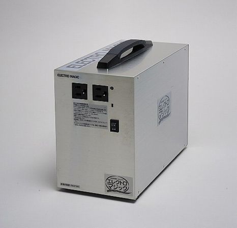 ポータブル型非常用リチウム蓄電池EM－07350「エレクトロマジック（リトルベランカ社製）」（画像提供：ラブロス）