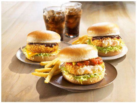 マクドナルドの冬を代表する期間限定商品「グラコロ」3商品（画像提供：日本マクドナルド）