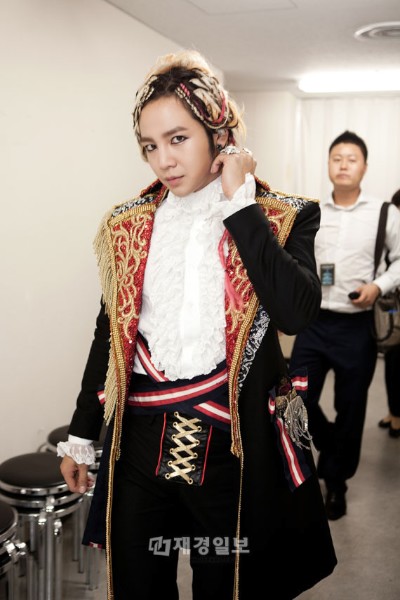 アジアのプリンス、チャン・グンソクの東京ドーム単独コンサート「JANG KEUN SUK 2011 THE CRI SHOW IN TOKYO DOME -THE BEGINNING-」のチケット4万5千席が破竹の勢いで完売となった。