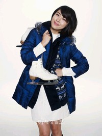 ハ・ジウォンがモデルを務めるファッショングループ・ヒョンジ（代表：チェ・ビョンオ）のカジュアルブランド、クロコダイルレディー(www.crocodilelady.com)が韓国内のファッション業界で初めて3050人の女性のニーズに合わせた“アンチエイジングファッション”を発表した。
