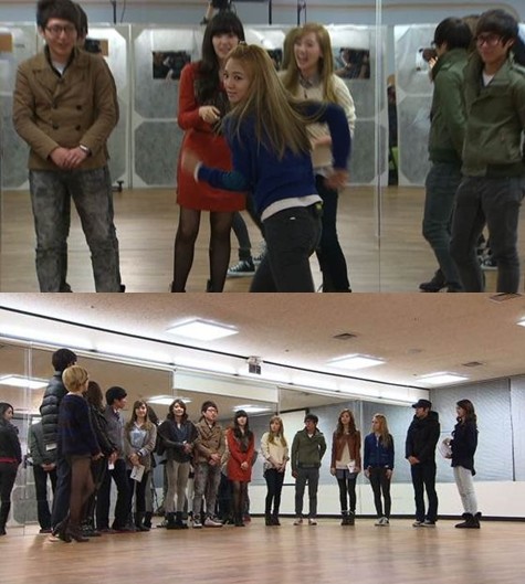 少女時代がMCを務める韓国JTBCのテレビ番組『少女時代と危険な少年たち』で、少女時代のメンバーが不良少年たちにダンスの振付を指導するという。写真＝JTBC