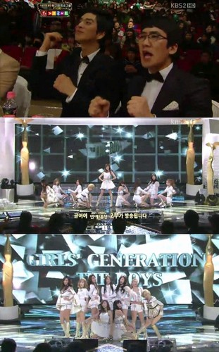 少女時代が、授賞式で拍手喝采を浴びて完璧なステージを披露した。写真= KBS放送のキャプチャー