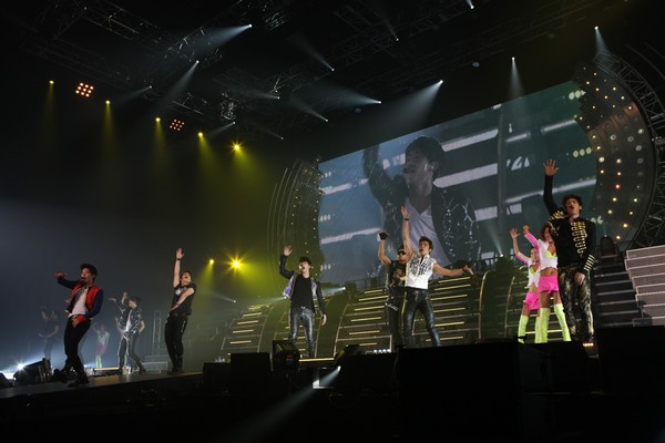 2PM『2PM ARENA TOUR 2011“REPUBLIC OF 2PM”』を開催―さいたまスーパーアリーナ（28）