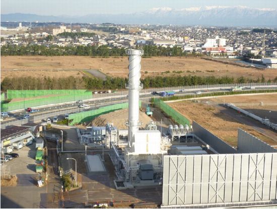 新潟火力発電所6号機外観（画像：東北電力）