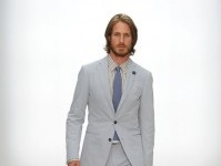 エルメネジルド ゼニア最新コレクションのライブ配信サービス開始