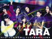 T-ARAのウンジョンがカムバックステージで圧迫包帯と鎮痛剤を打ちながら出演し、ステージに対する強い意志を見せた。