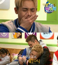 育児リアリティー番組『MBLAQのハローベイビー』第4話で、MBLAQの末っ子ミルが、リーダーのスンホの前でこれまでこらえていた涙を流した。