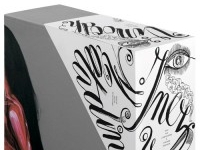 タッシェンから、ファッション界でも有名なあの写真家デュオの作品集と、ユニークな日記帳発売