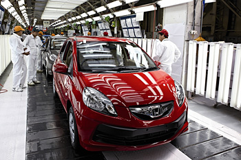 ホンダシエルカーズインディア・リミテッドで生産再開されたブリオ（写真：ホンダ）