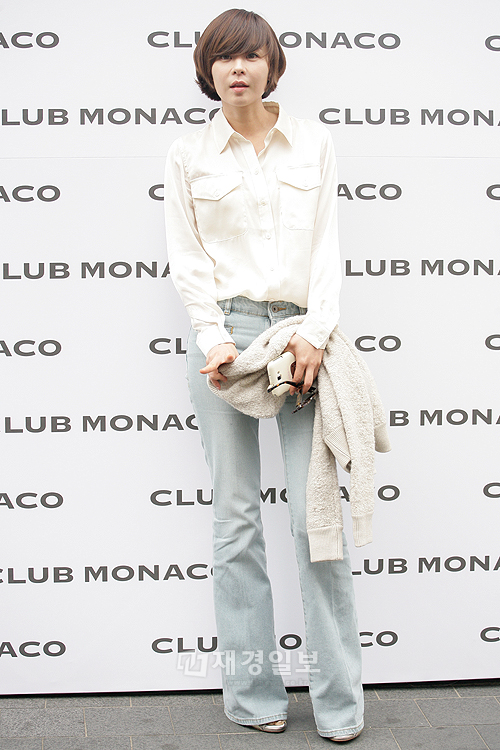 チェ・ガンヒ、クラブモナコ(Club Monaco)の 2012 S/Sプレゼンテーションに出席（1）