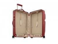 リモワ(RIMOWA)から