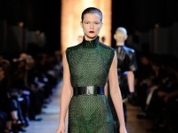 エディ・スリマンがイヴ・サンローランのクリエイティブ・ディレクターに就任