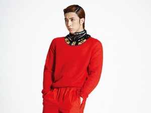 MBLAQのチョンドゥンが、雑誌「L'OFFICIEL-HOMMES」の4月号でメインモデルを務めた。