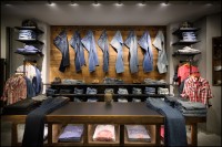 トゥルー リリジョン関西エリア初の直営店がなんばパークスにオープン