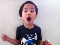 ウォルト・ディズニー生誕110周年を記念して、ダイエットブッチャースリムスキンとのコラボキッズTシャツ発売