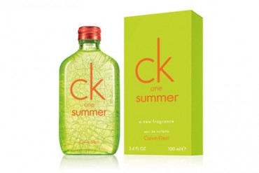 カルバン クラインからロマンティックなサマーシーンを表現した限定フレグランスが登場