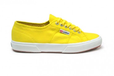 SUPERGAとBEAUTY&YOUTH UNITED ARROWSのコラボスニーカーが登場