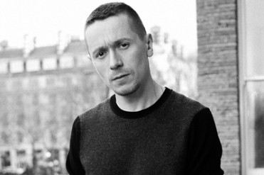 プリングル オブ スコットランドがアリステア・カー辞任を発表